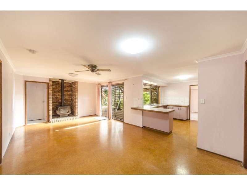 10 Abif Street, Cotswold Hills QLD 4350