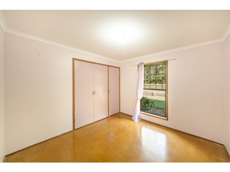 10 Abif Street, Cotswold Hills QLD 4350