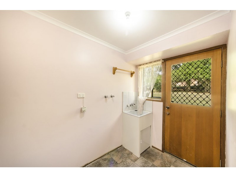10 Abif Street, Cotswold Hills QLD 4350