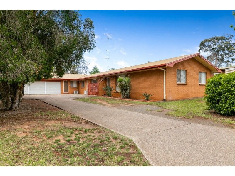 Unit 2/61 Cleary Street, Centenary Heights QLD 4350