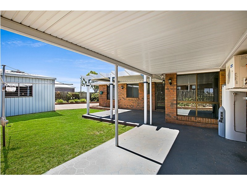 1 Calypso Crescent, Middle Ridge QLD 4350