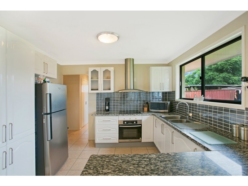 27 Quelch Street, Rockville QLD 4350