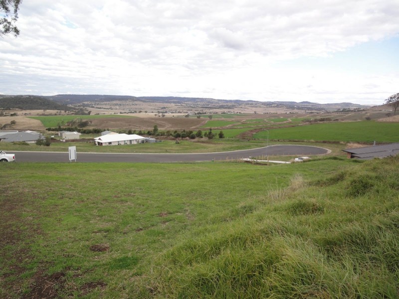 30 Manikato Drive, Hodgson Vale QLD 4352