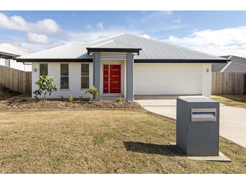 1 Honeyeater Drive, Highfields QLD 4352