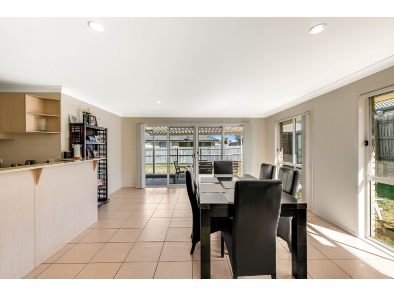 7 Moorina Drive, Harristown QLD 4350