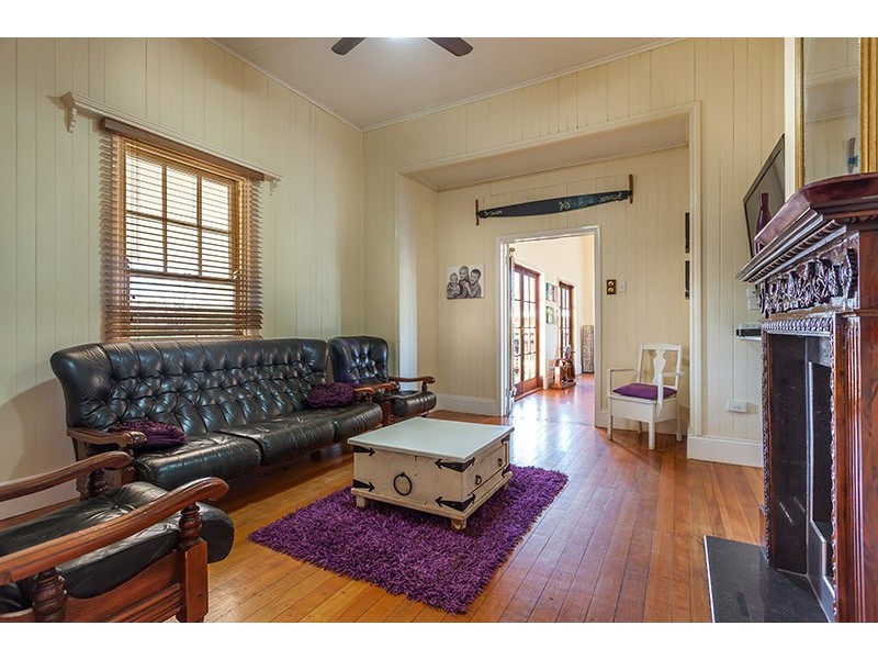 20 Edith Street, Newtown QLD 4350