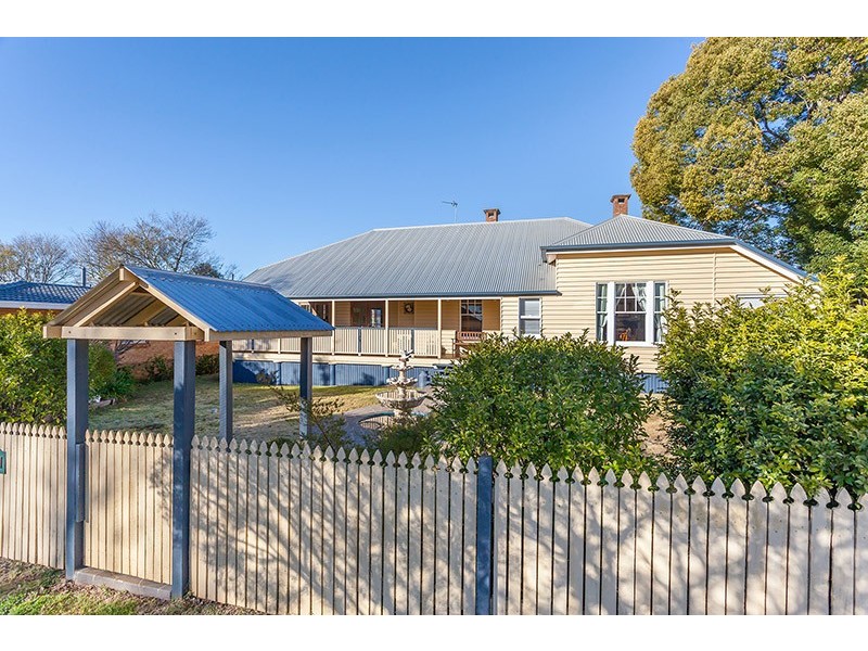 20 Edith Street, Newtown QLD 4350