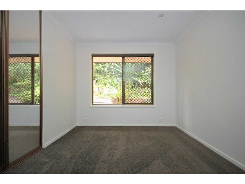 21 Amos Crescent, Mount Lofty QLD 4350