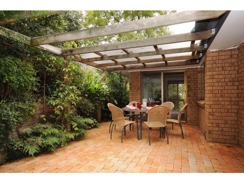 21 Amos Crescent, Mount Lofty QLD 4350