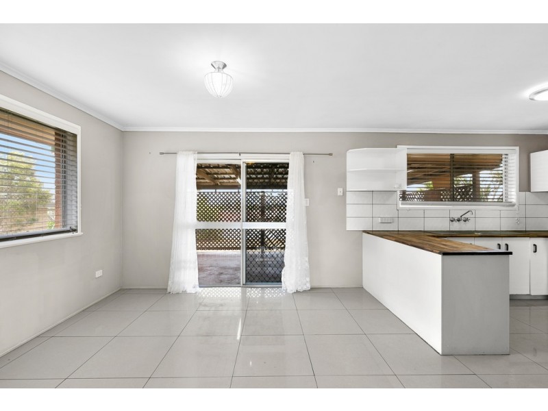 12 Smithfield Street, Harristown QLD 4350