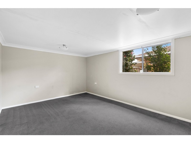 12 Smithfield Street, Harristown QLD 4350