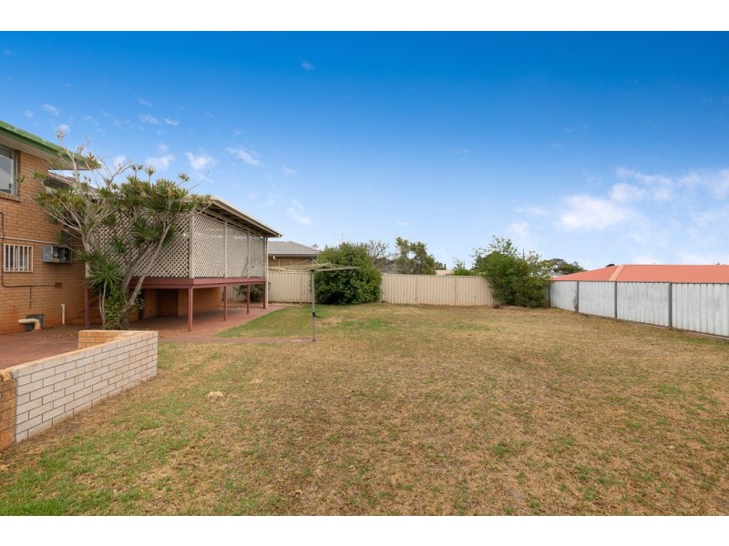 12 Smithfield Street, Harristown QLD 4350