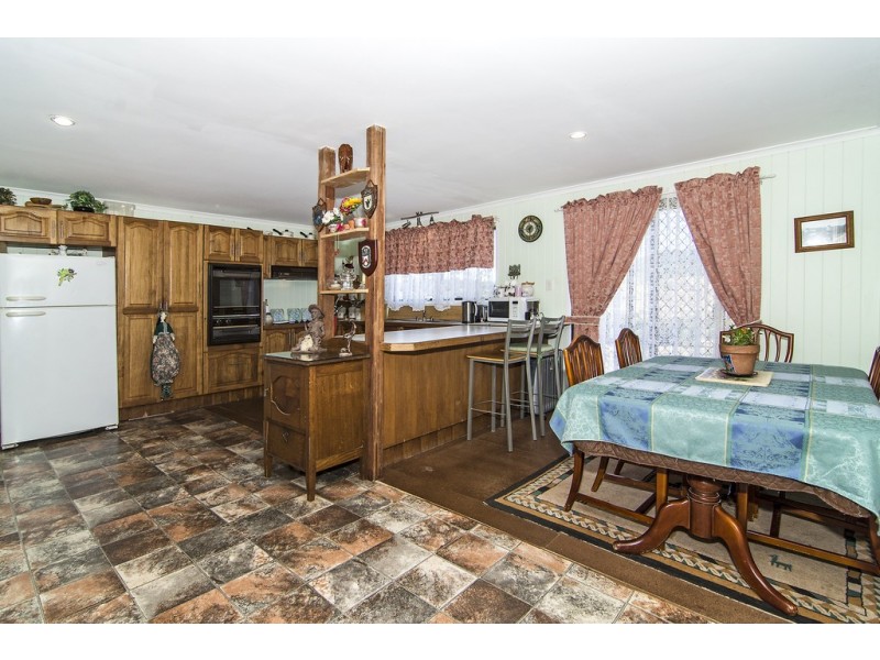 ” The Glen “, Maclagan QLD 4352