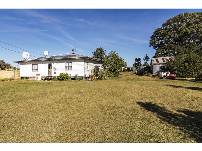 ” The Glen “, Maclagan QLD 4352