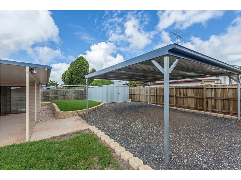 17 Burton Street, Harristown QLD 4350