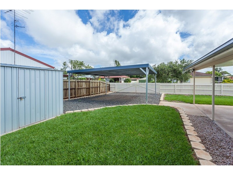 17 Burton Street, Harristown QLD 4350