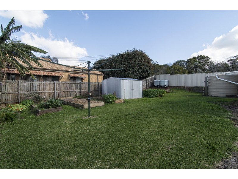 25 Fair Street, Rockville QLD 4350