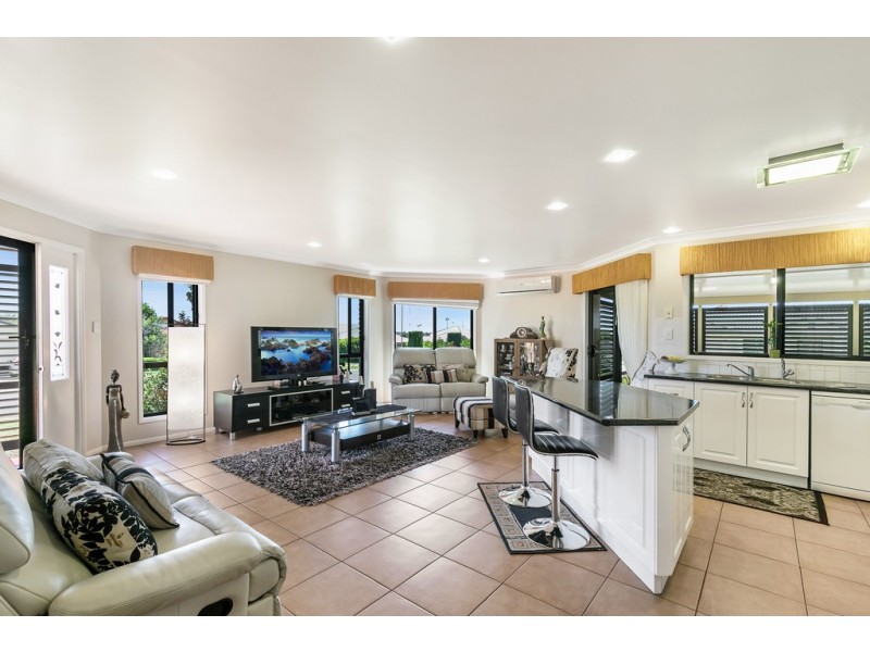 22 Brunckhorst Drive, Kearneys Spring QLD 4350