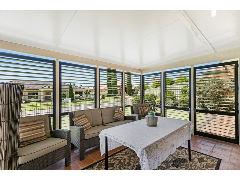 22 Brunckhorst Drive, Kearneys Spring QLD 4350