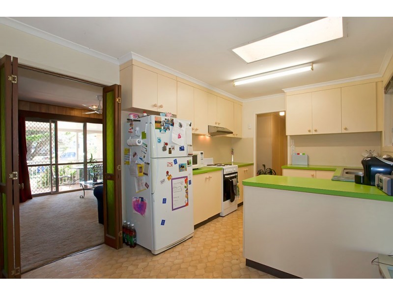 18 Smithfield Street, Harristown QLD 4350