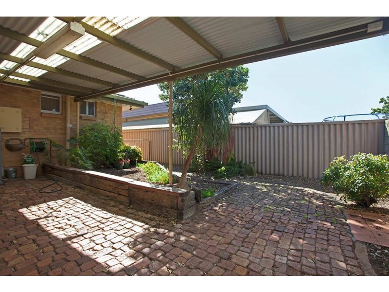 18 Smithfield Street, Harristown QLD 4350