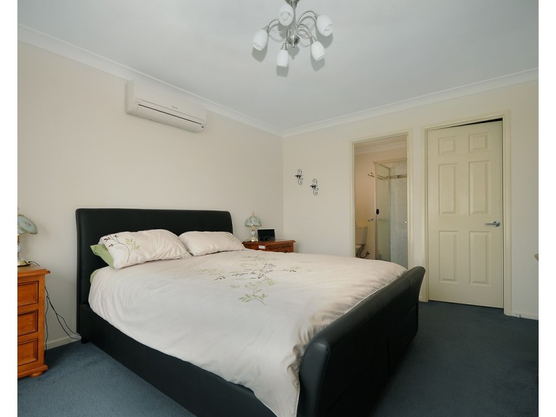 4 Flynn Street, Harlaxton QLD 4350