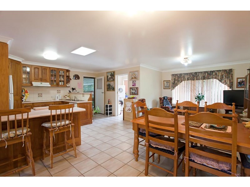 11 Jean Street, Harristown QLD 4350