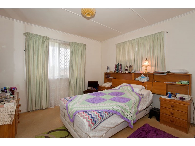 11 Jean Street, Harristown QLD 4350