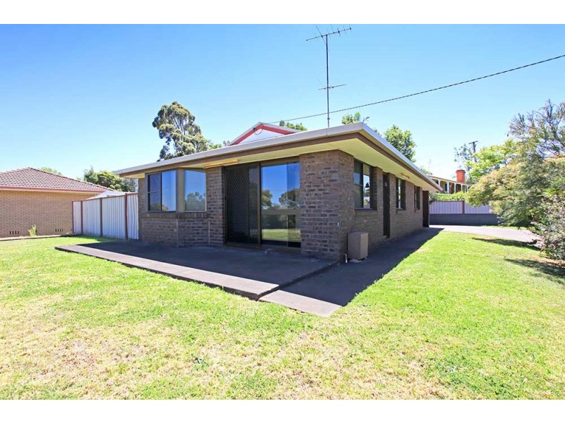 71 Glenvale Road, Newtown QLD 4350