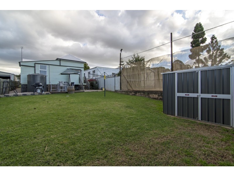 5 Seaton Street, South Toowoomba QLD 4350