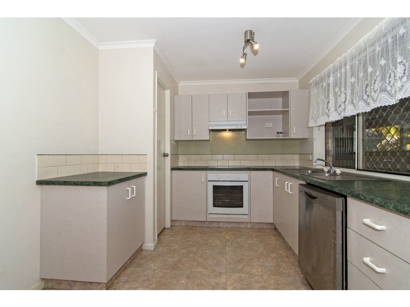 8 Saratoga Street, Wilsonton QLD 4350