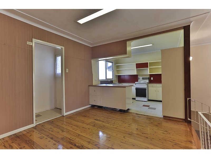 16 Druce Street, Wilsonton QLD 4350