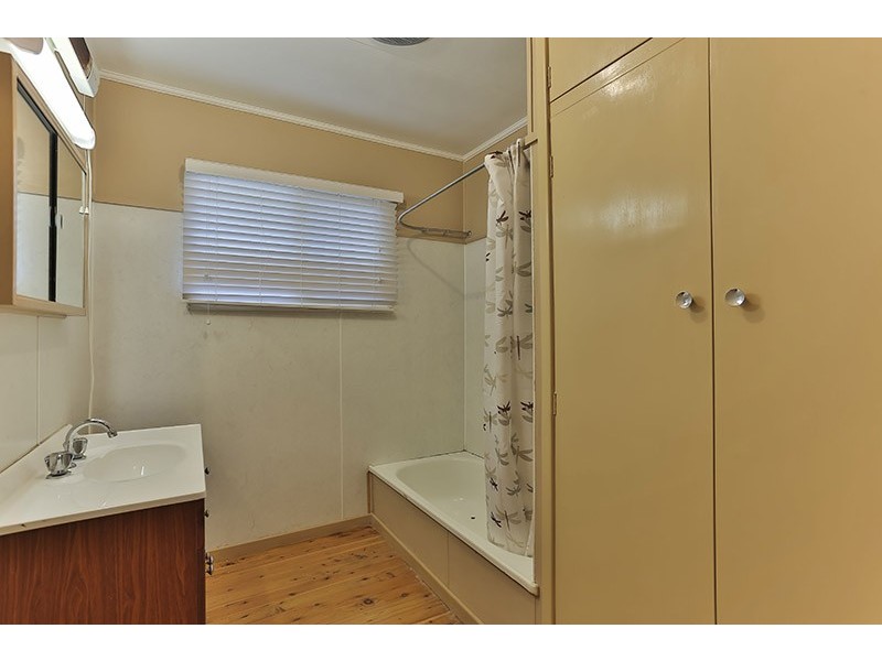 16 Druce Street, Wilsonton QLD 4350