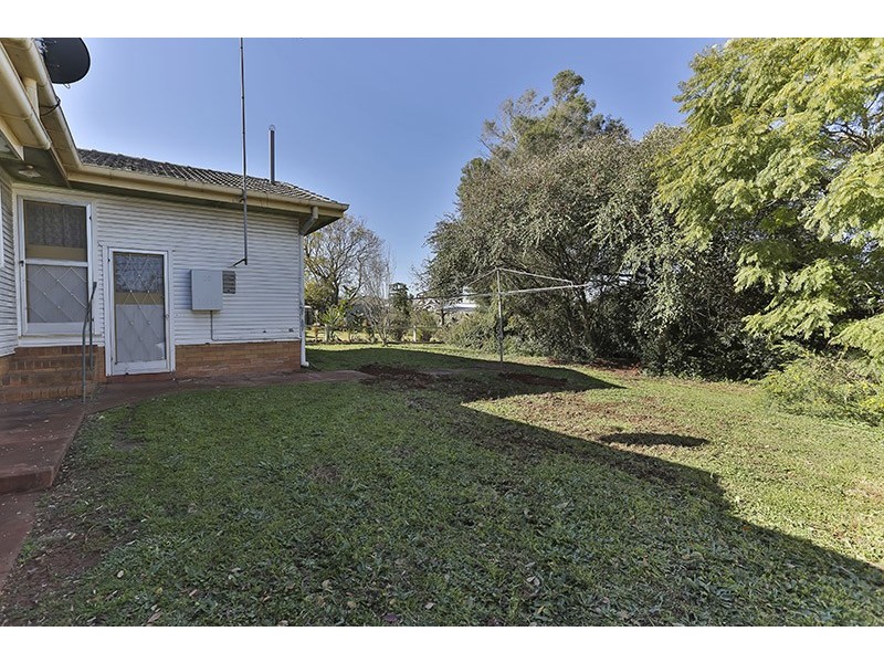 16 Druce Street, Wilsonton QLD 4350