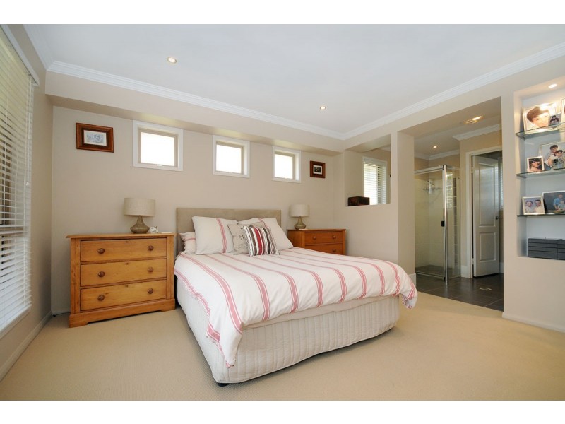 64 Aberdeen Street, Rangeville QLD 4350