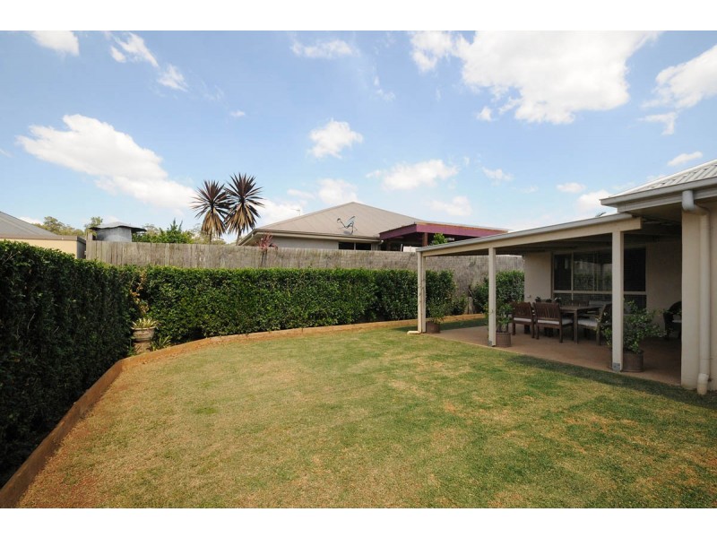 64 Aberdeen Street, Rangeville QLD 4350