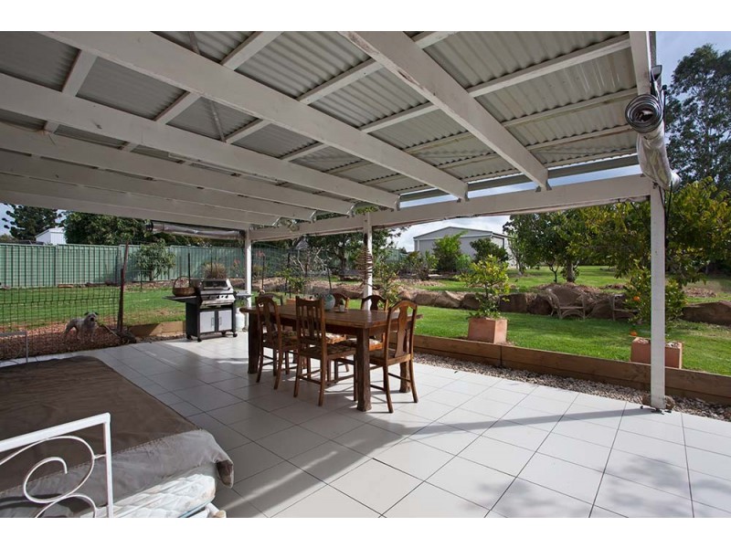 17 Vanity Street, Rockville QLD 4350