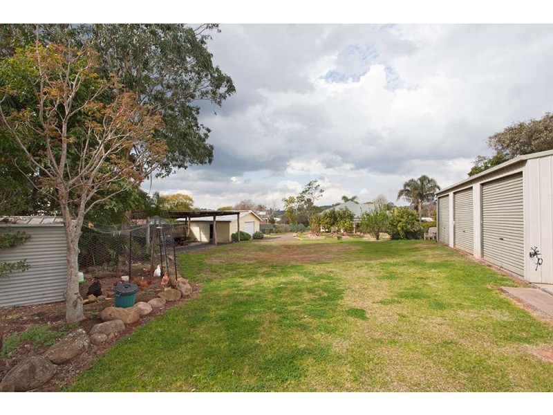 17 Vanity Street, Rockville QLD 4350