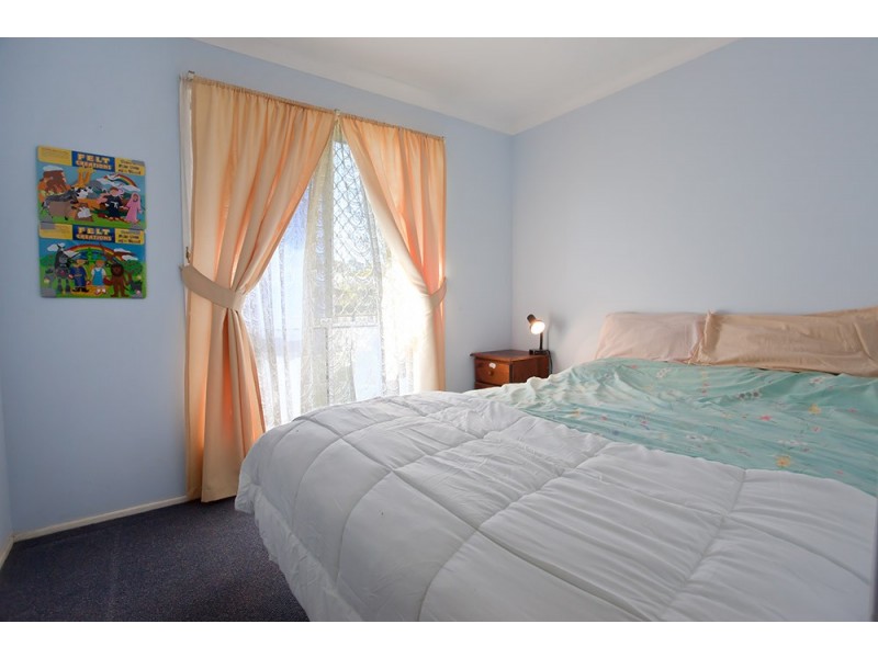 12 Beer Court, Kearneys Spring QLD 4350