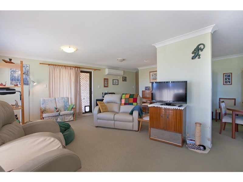 4 Belmore Drive, Withcott QLD 4352