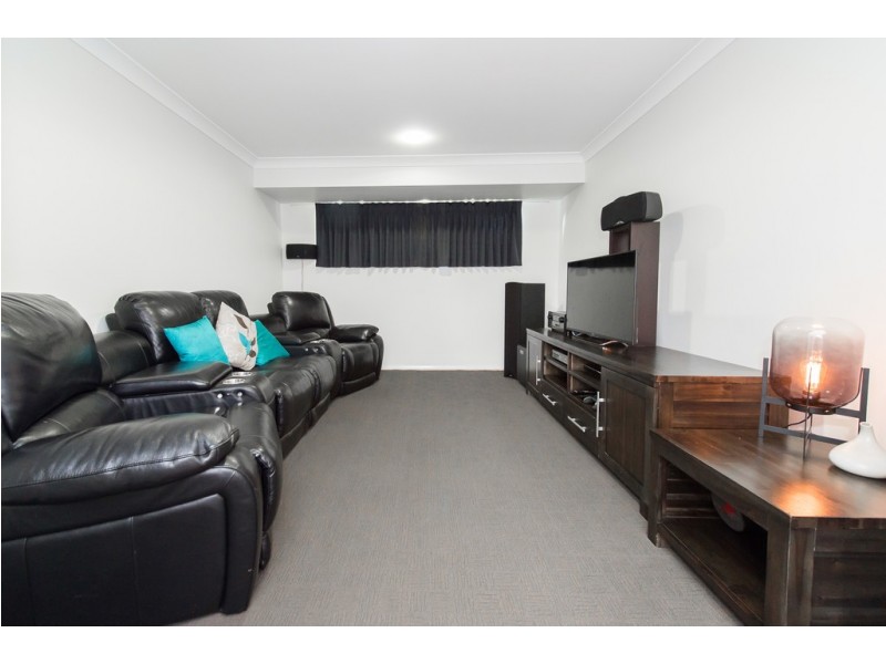 11 Vinnicombe Street, Kearneys Spring QLD 4350