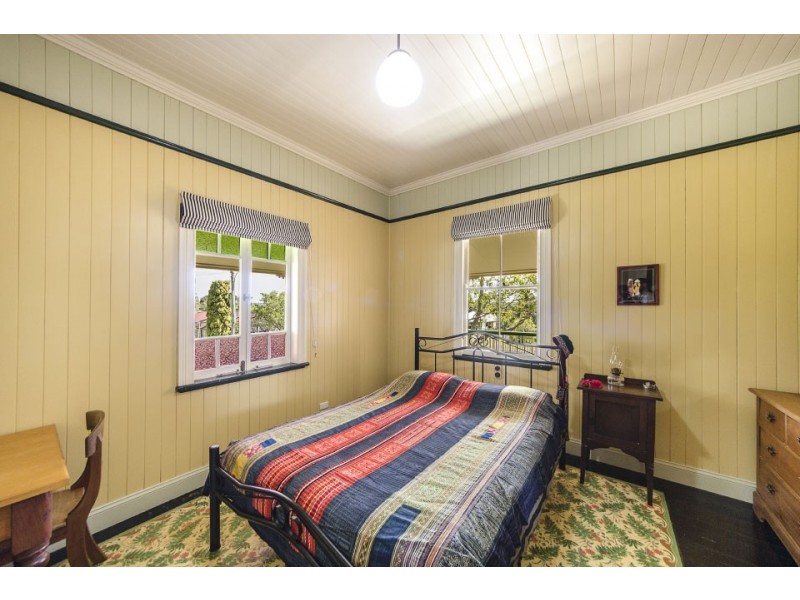 17 Gentle Street, North Toowoomba QLD 4350