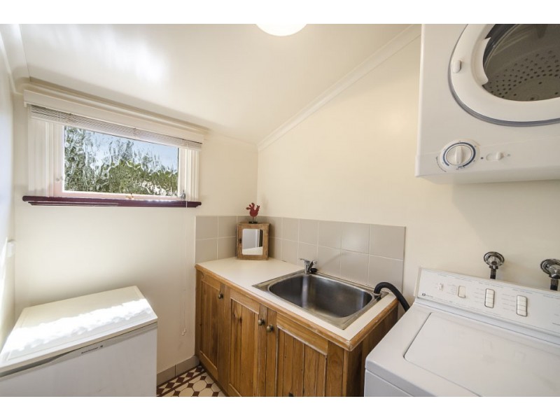 17 Gentle Street, North Toowoomba QLD 4350