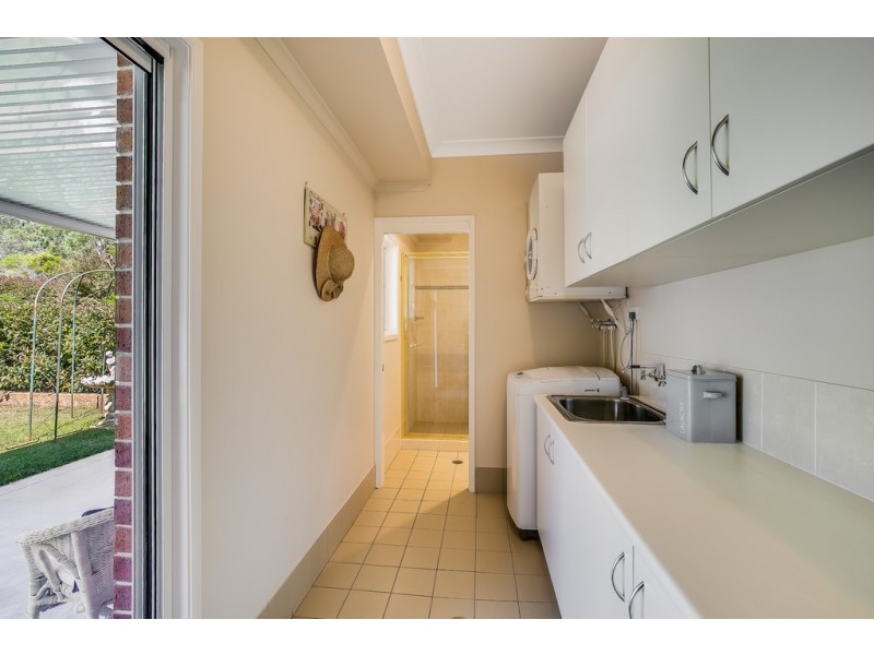 25 Roderick Drive, Cotswold Hills QLD 4350