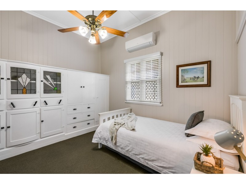 42A Bridge Street, East Toowoomba QLD 4350