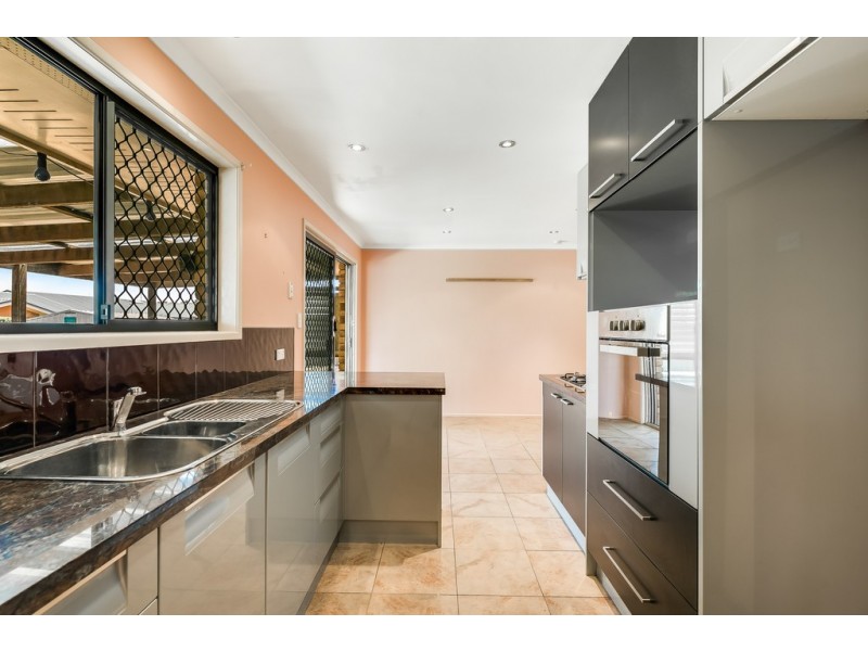 6 Kingsford Smith Drive, Wilsonton QLD 4350