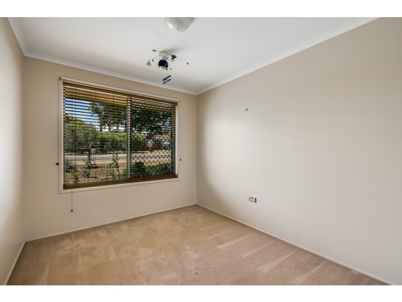 6 Kingsford Smith Drive, Wilsonton QLD 4350
