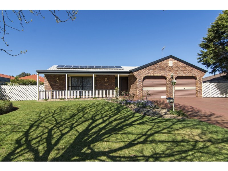 8 Jull Drive, Centenary Heights QLD 4350