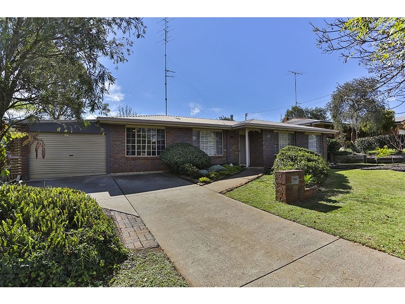 43 Kingsford Smith Drive, Wilsonton QLD 4350