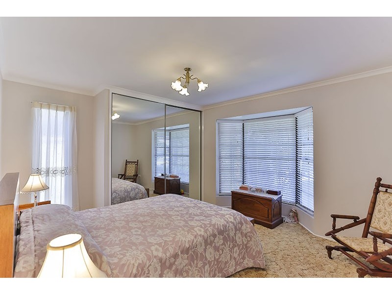 25 Kingsford Smith Drive, Wilsonton QLD 4350